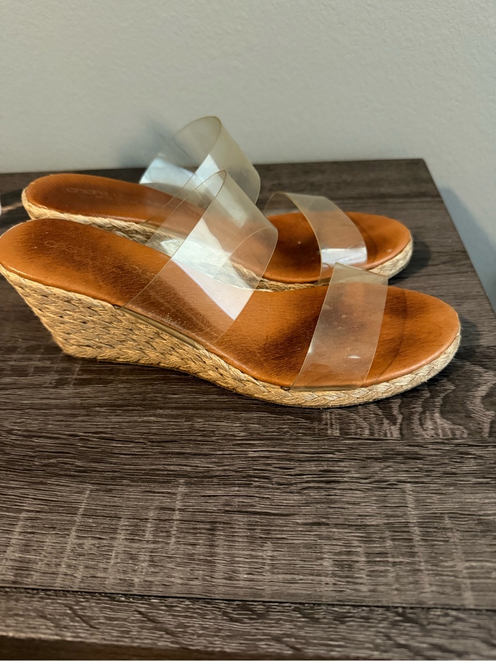 Andre Assous Wedges - Picture 1 of 9